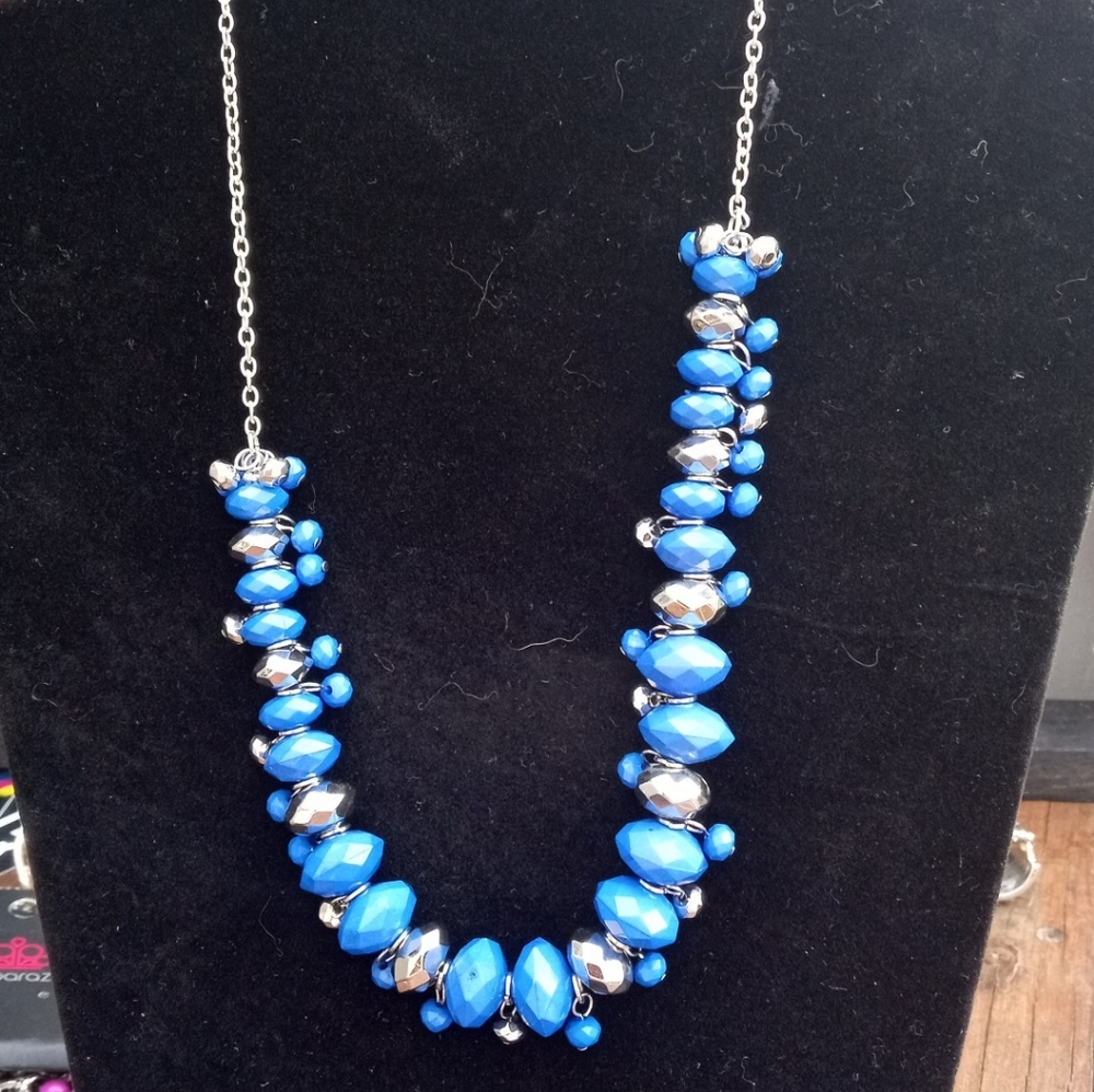 Accessories - Picture 3 of 4